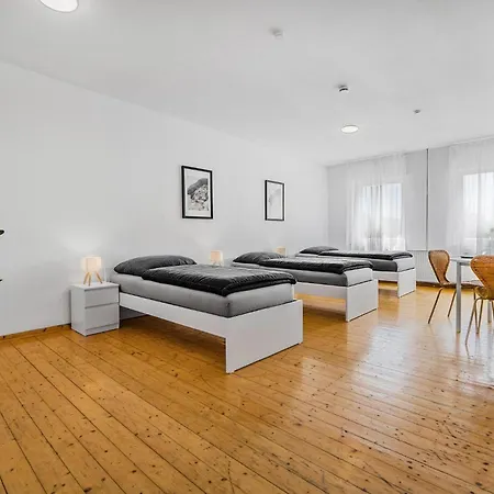 Aparthotel Rent Solution - - Fuer Teams 3*